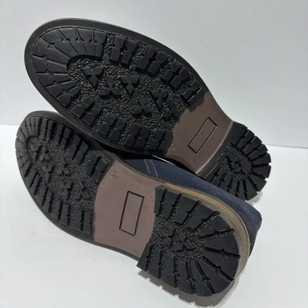 Levi’s Men’s Cambridge Navy Suede Boots, Size 9.5 M